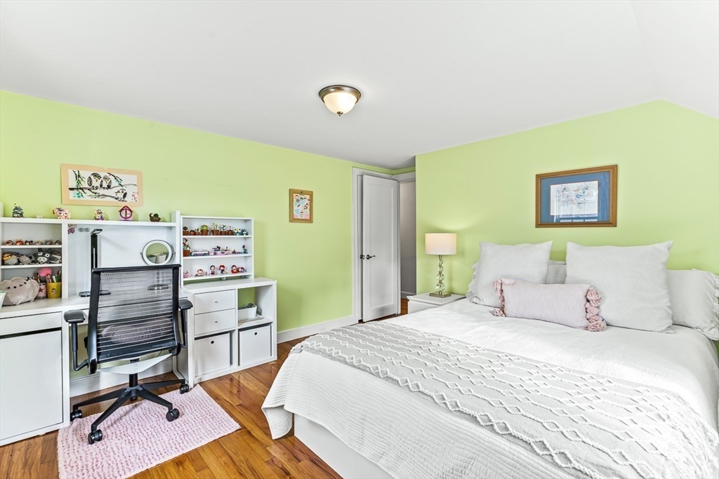 6 Governors Avenue