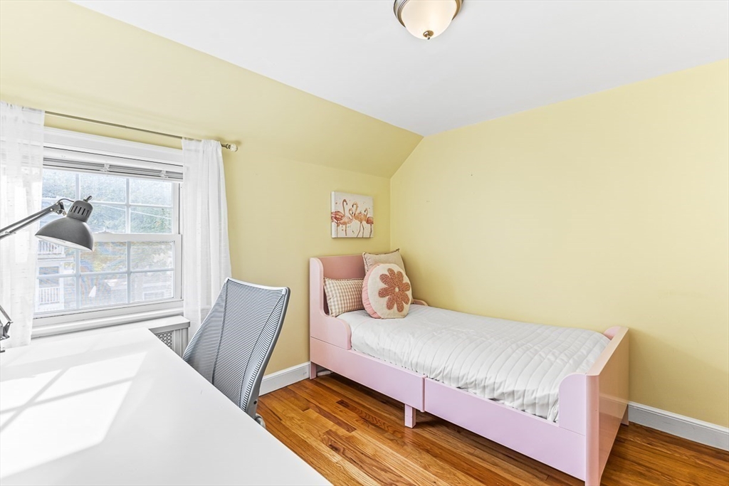 6 Governors Avenue