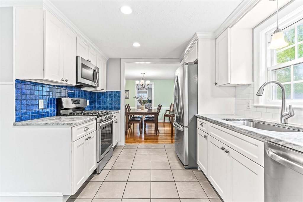 6 Governors Avenue