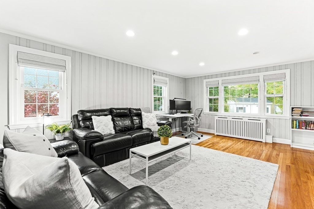 6 Governors Avenue