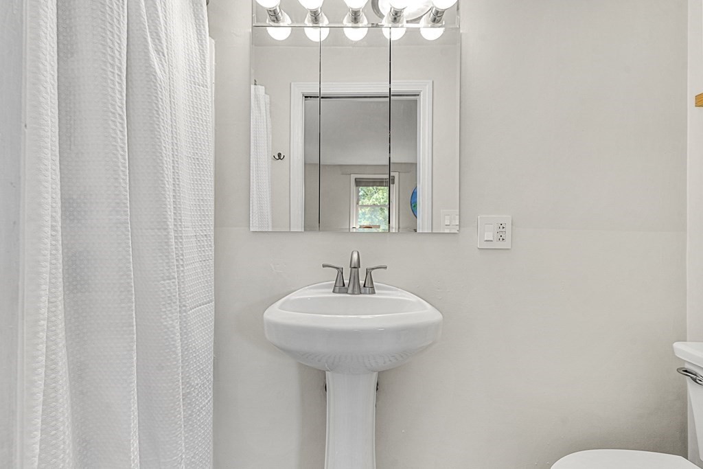6 Charles Road # 6
