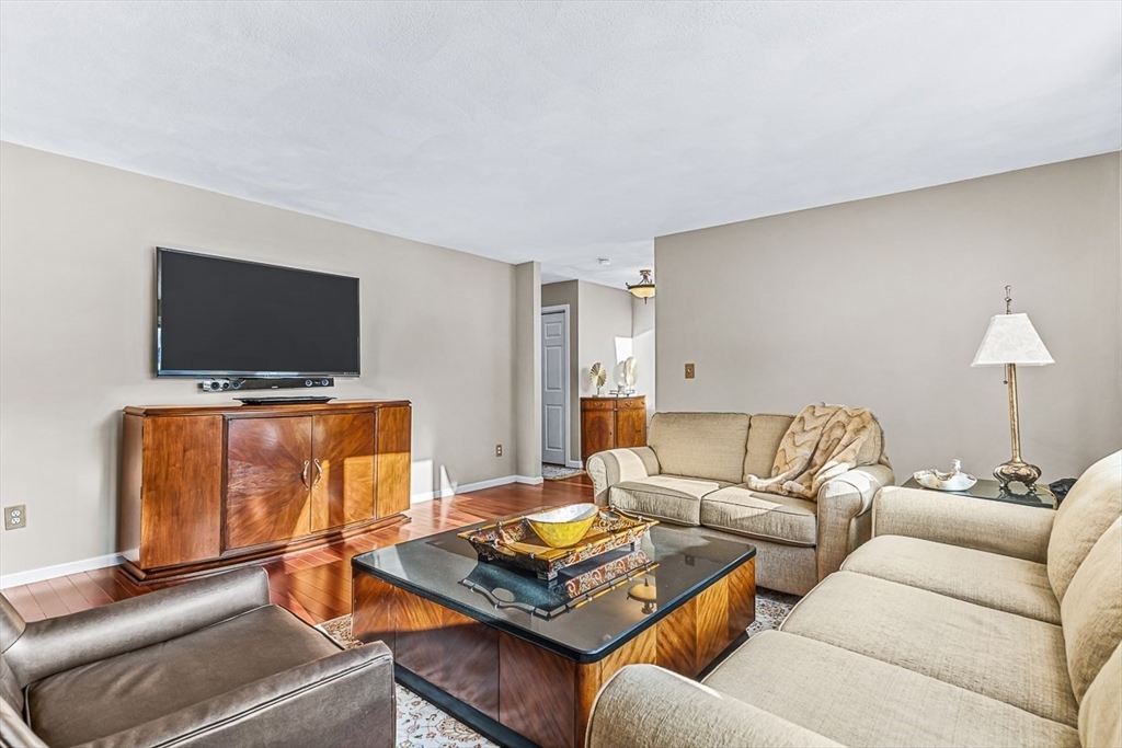 60 Edward Drive # 60