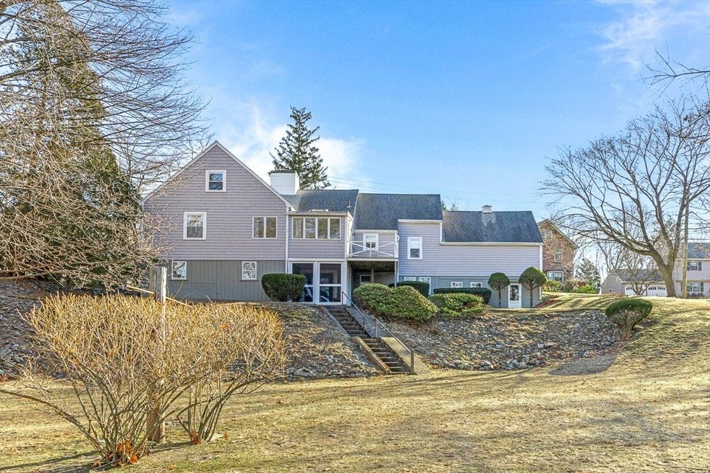 17 Dix Street