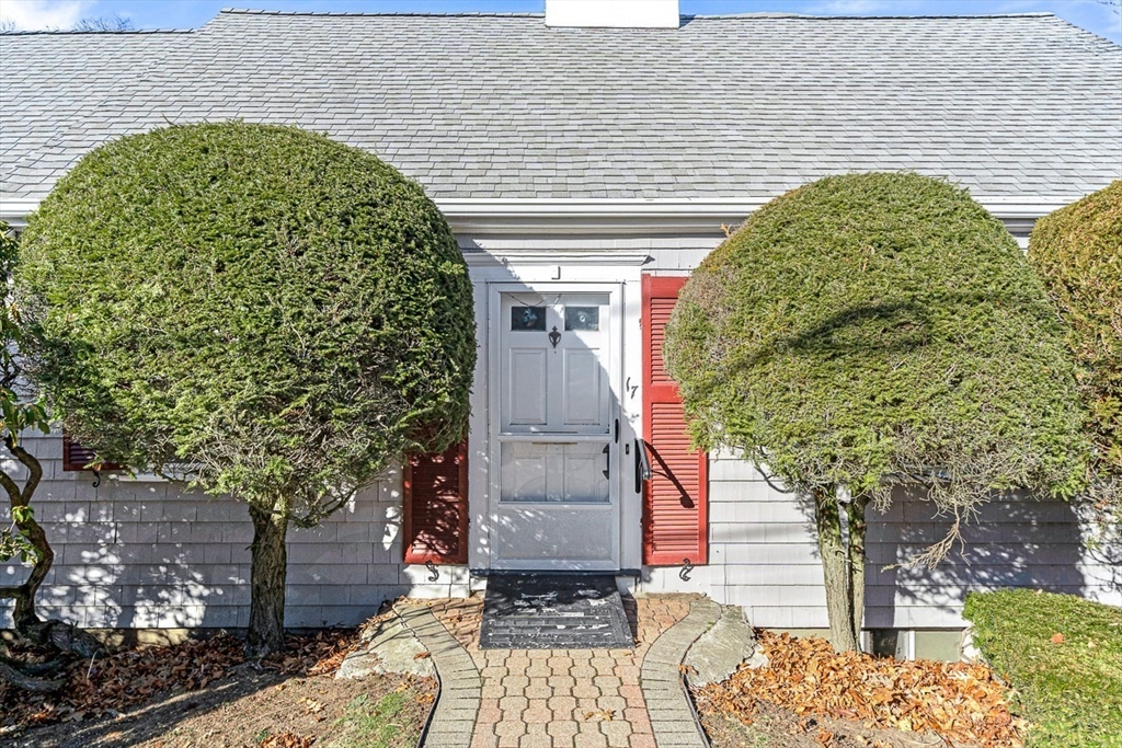 17 Dix Street