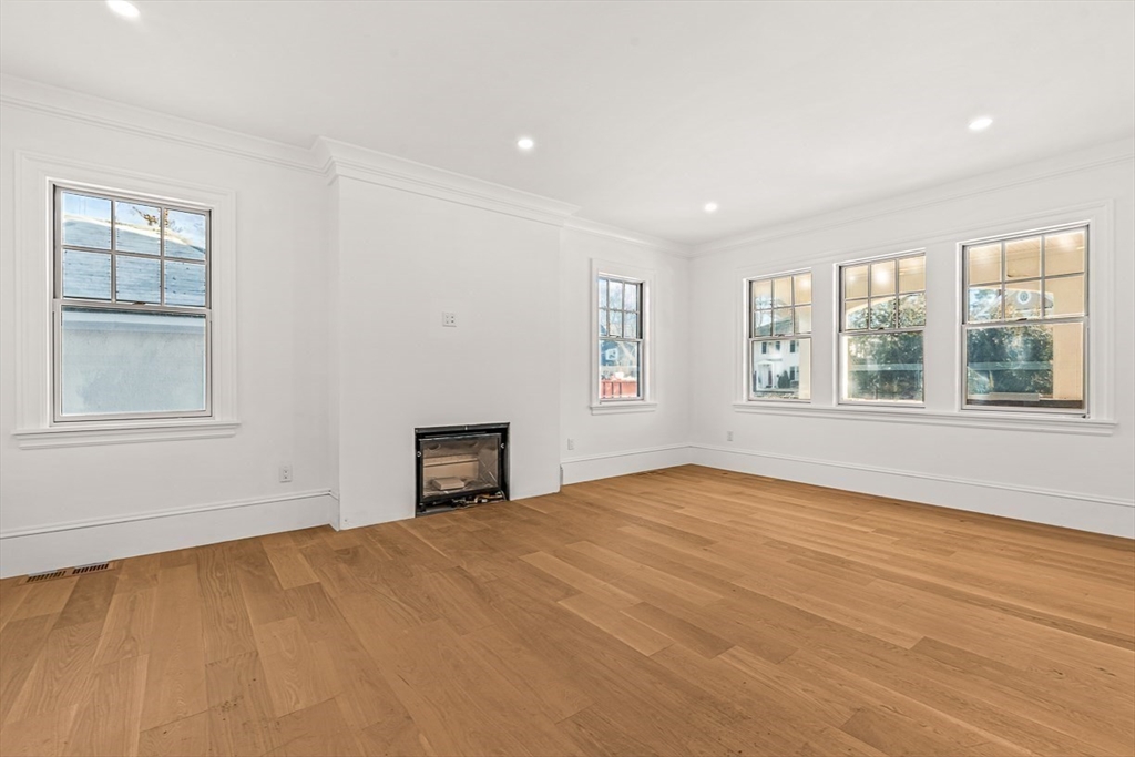 3 Foxcroft Road