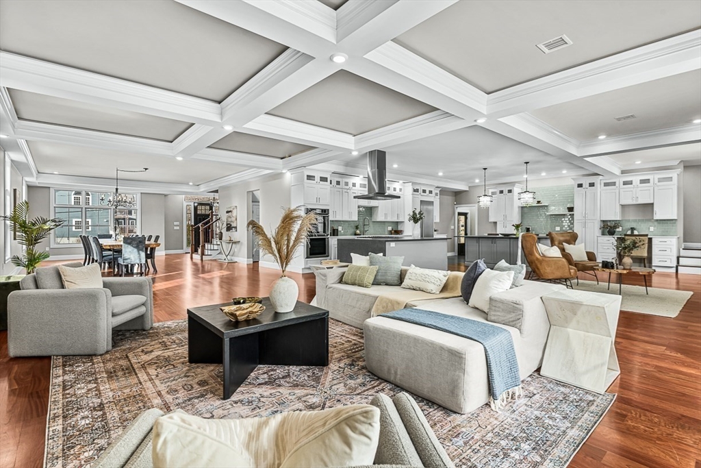 25 Franklin Avenue