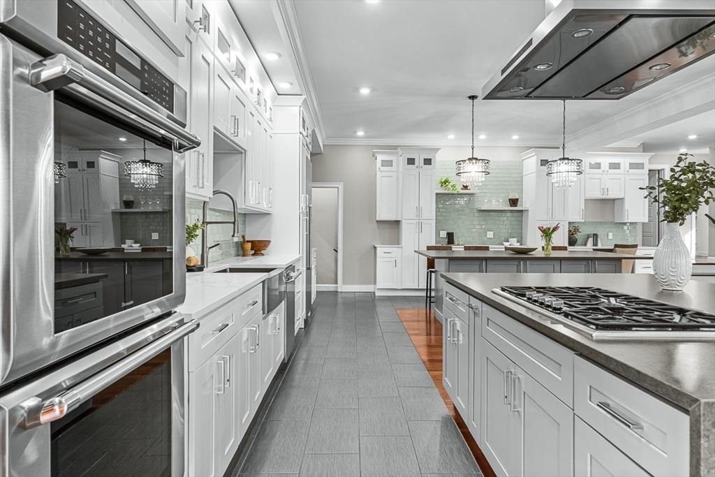 25 Franklin Avenue