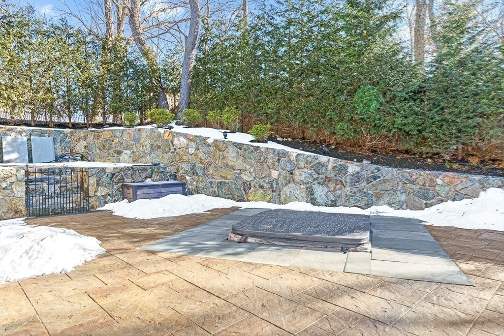 25 Franklin Avenue