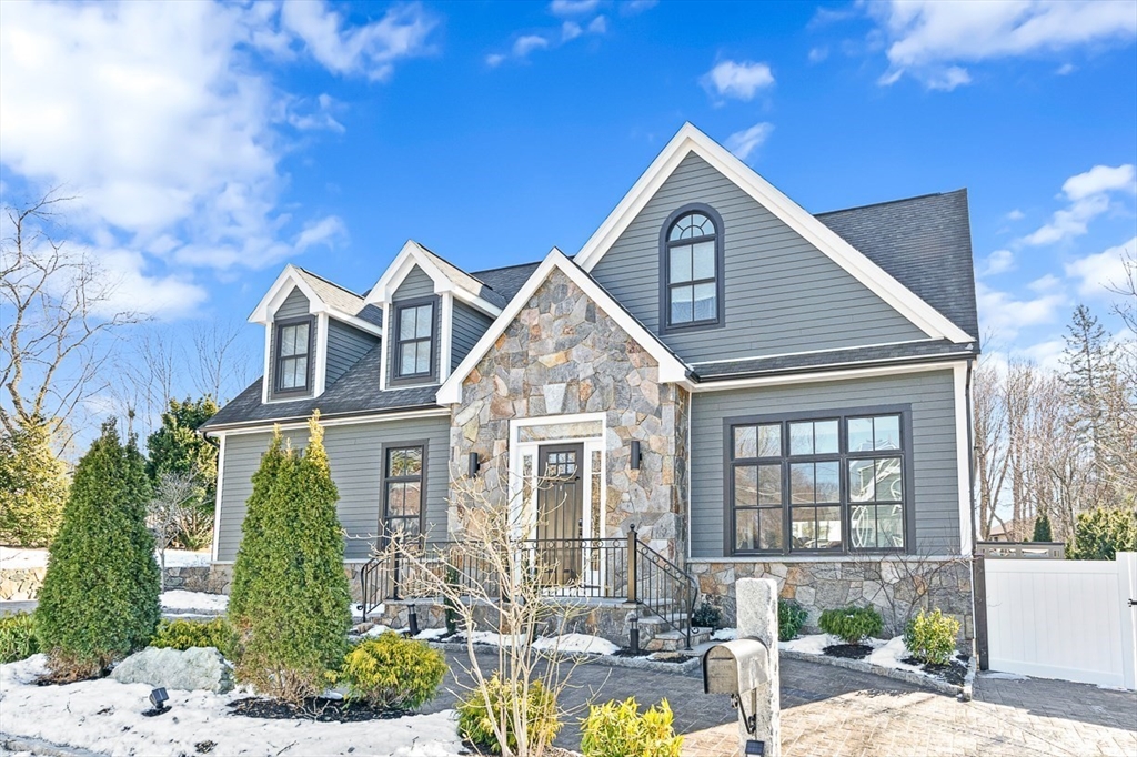 25 Franklin Avenue