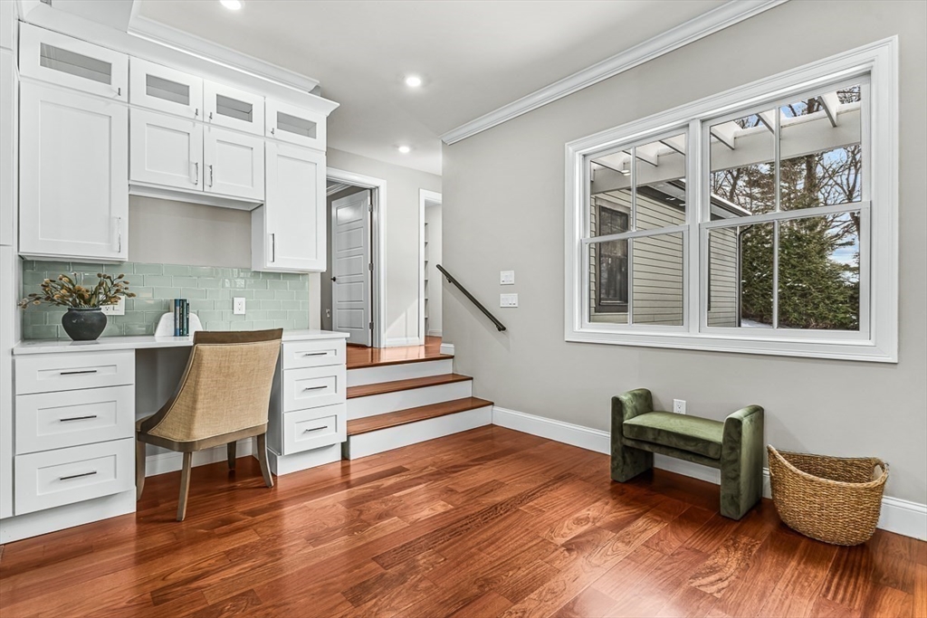25 Franklin Avenue
