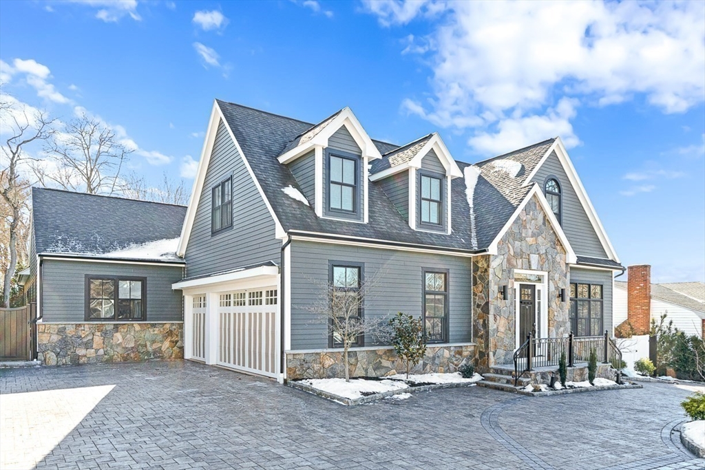 25 Franklin Avenue