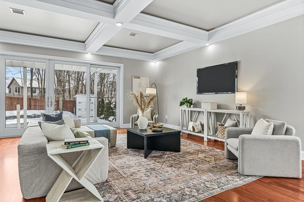 25 Franklin Avenue