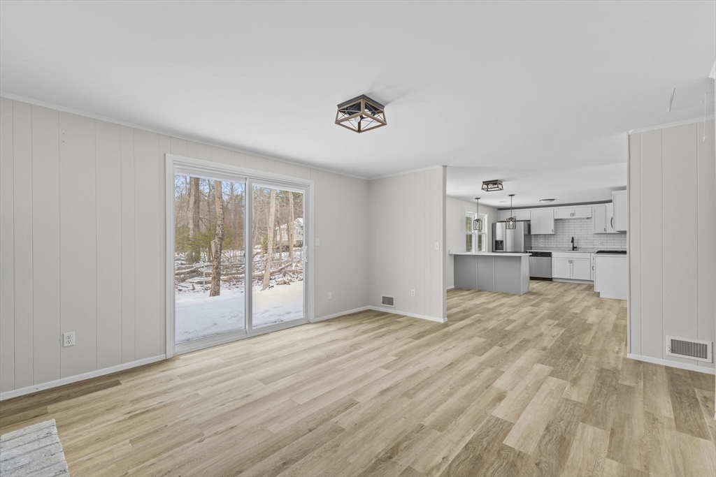 27 Darby Rd