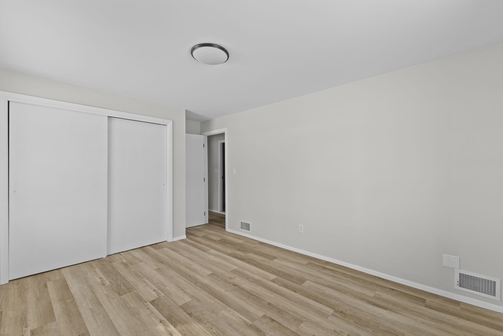 27 Darby Rd