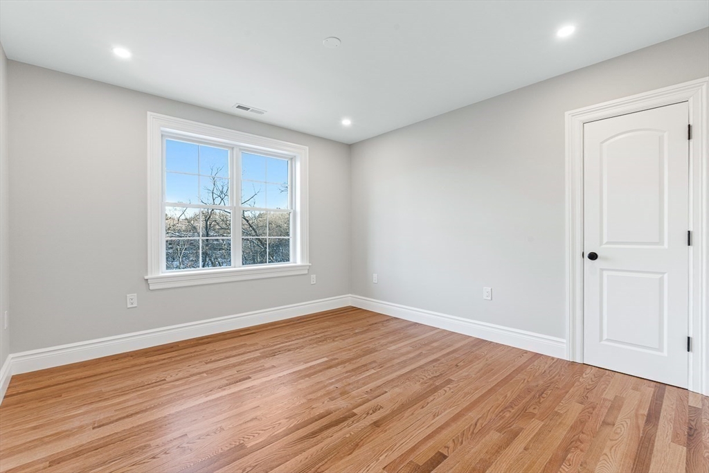 7 Crossman Road