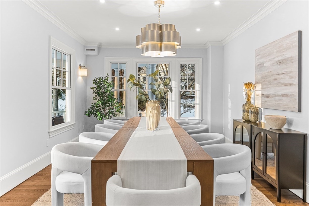 6 Lakeview Road