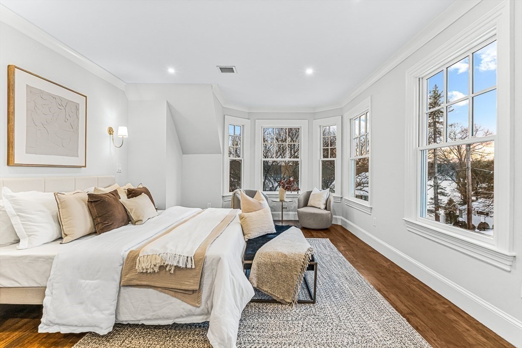 6 Lakeview Road