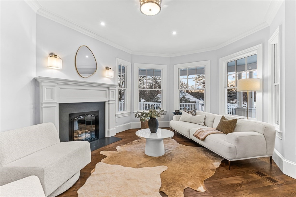 6 Lakeview Road