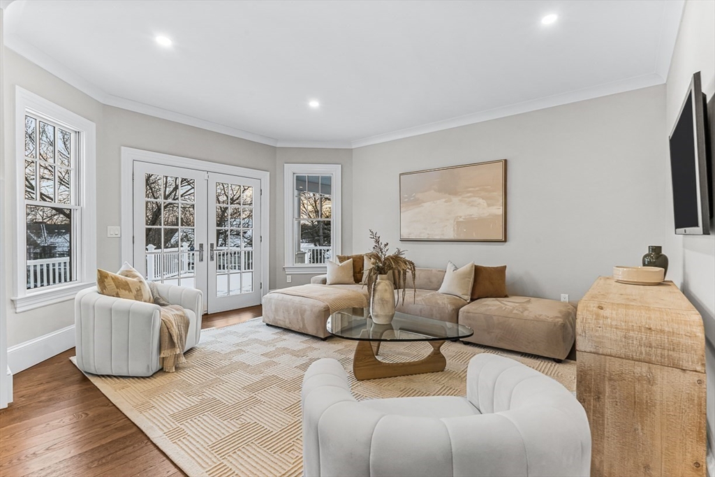 6 Lakeview Road
