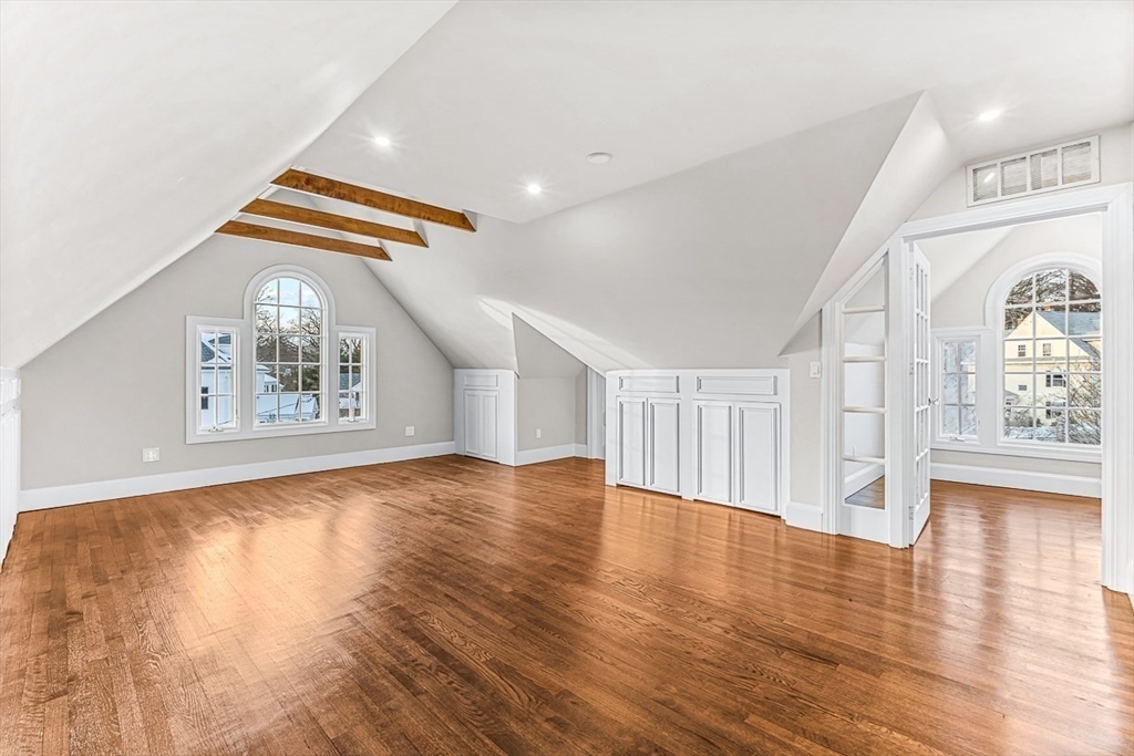6 Lakeview Road