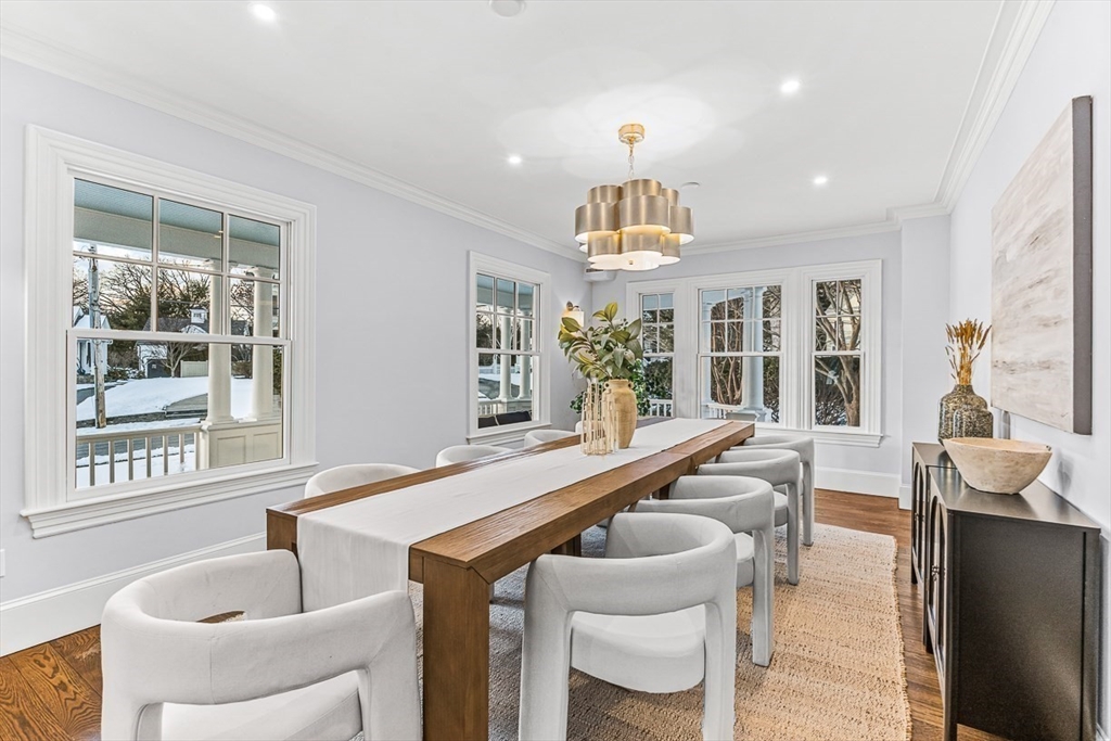 6 Lakeview Road