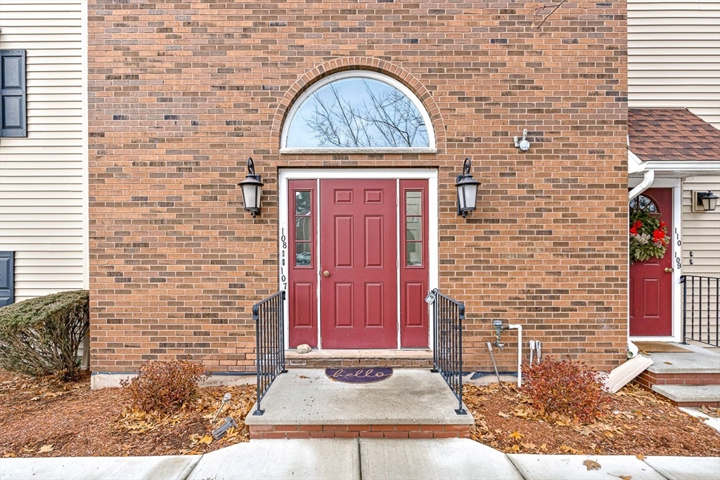 305 Salem St # 108