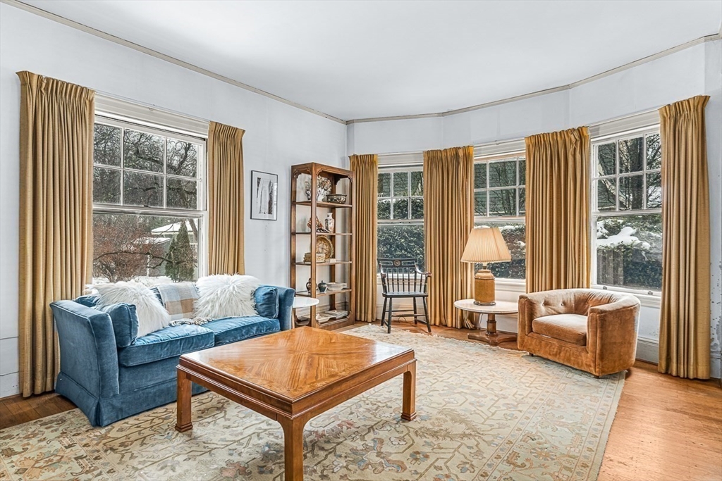 5 Woodside Road