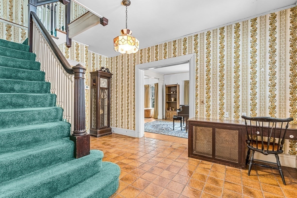 5 Woodside Road