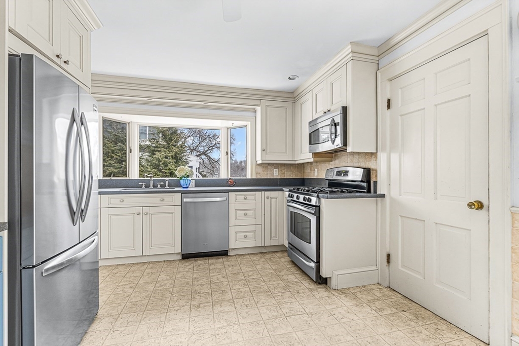 5 Woodside Road