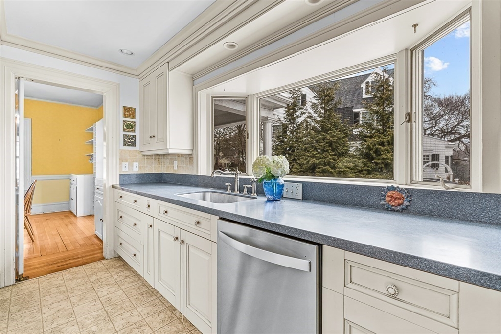 5 Woodside Road