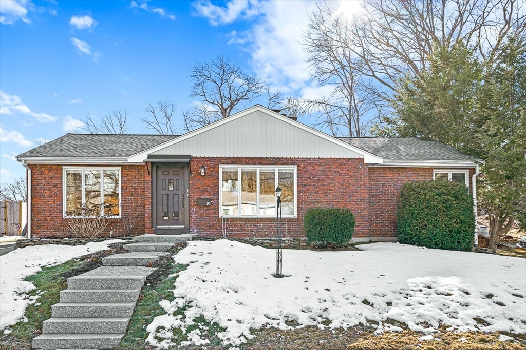 81 Fulton Spring Rd