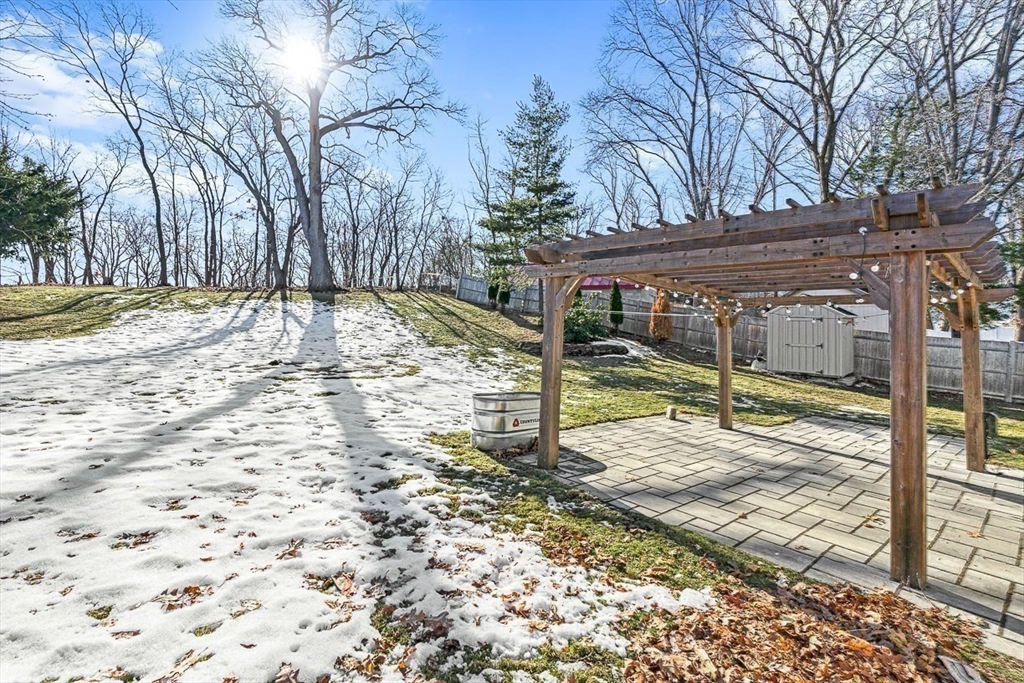 81 Fulton Spring Rd