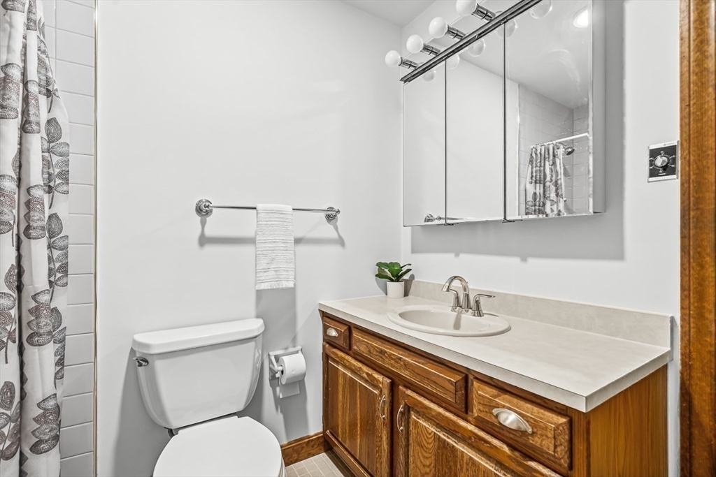 22 Grove Place # 4