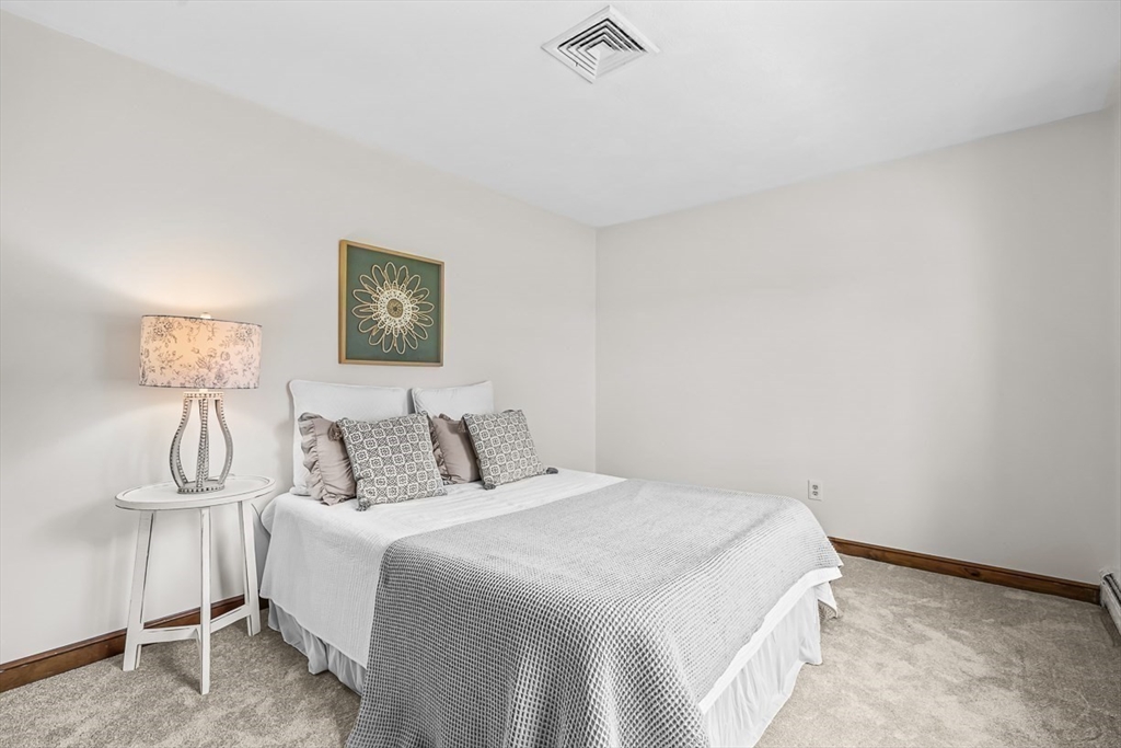 22 Grove Place # 4