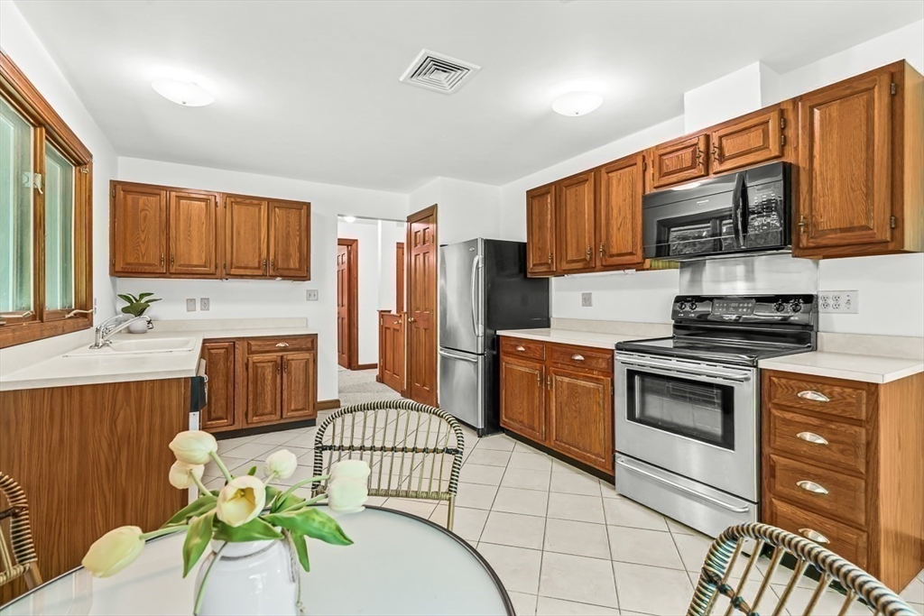 22 Grove Place # 4