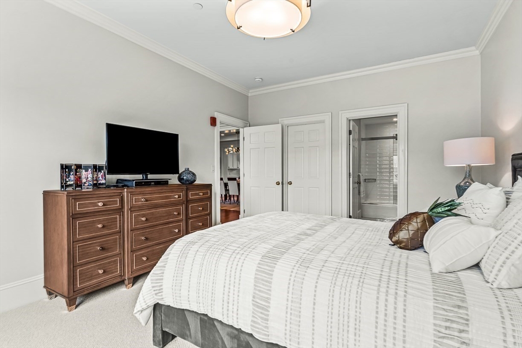 23 Elmwood Avenue # C