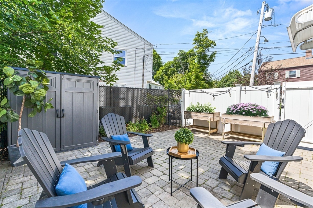 12 Rose Ave # 12