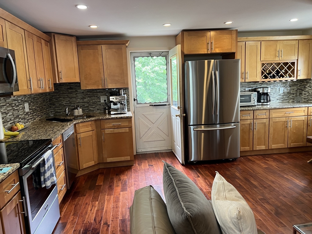 37-39 Spruce Street # 37