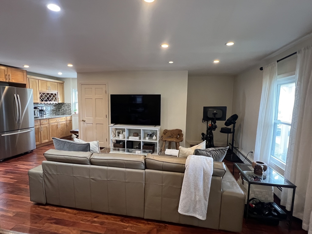37-39 Spruce Street # 37