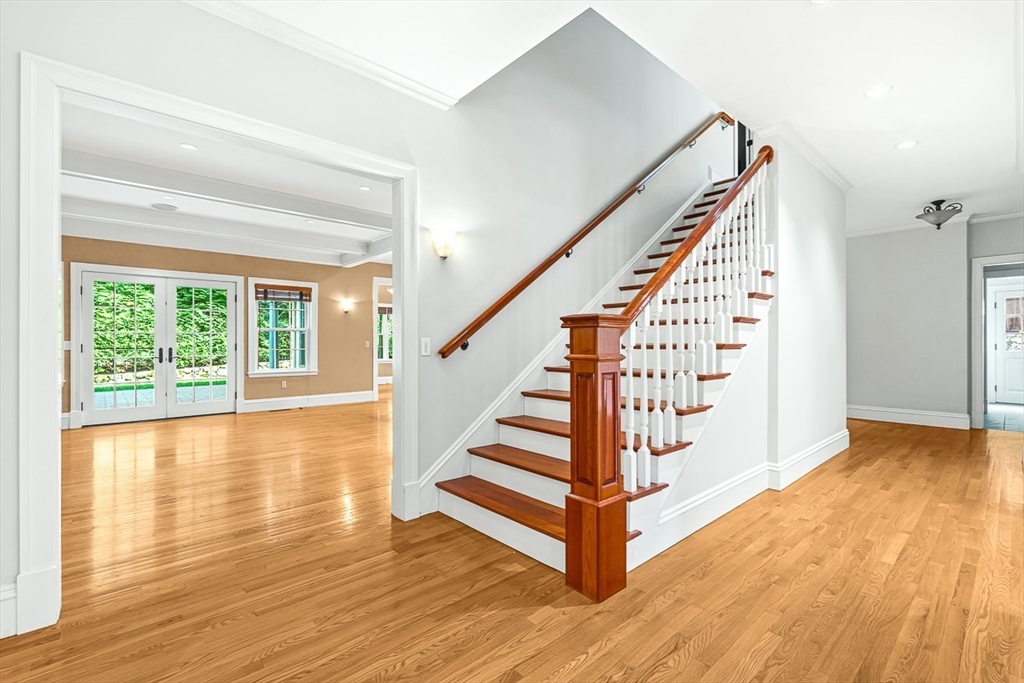 26 Swan Road