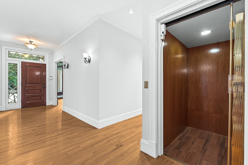 26 Swan Road