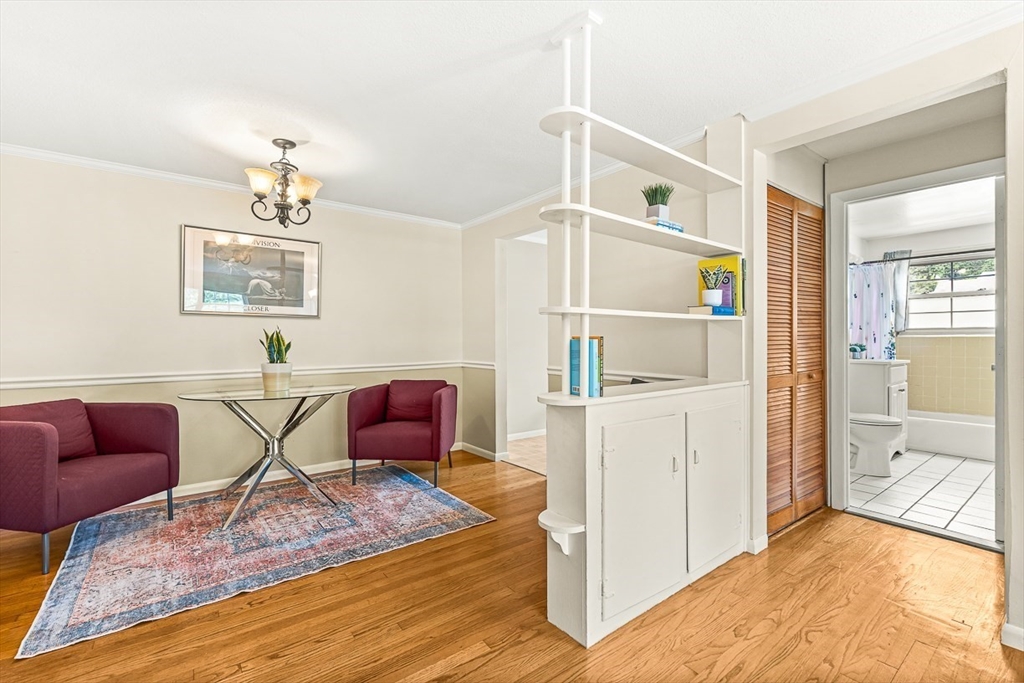 10 Colonial Village Dr # 6