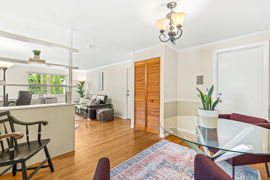 10 Colonial Village Dr # 6