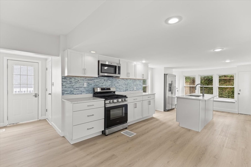 54 L St