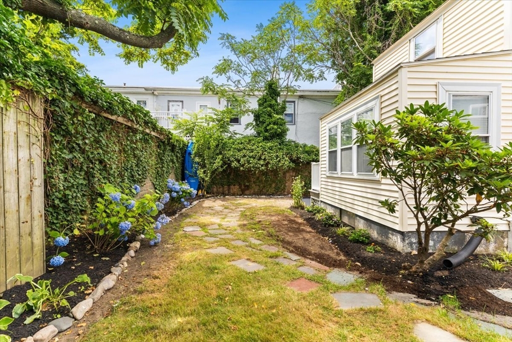 54 L St