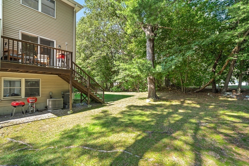305 Salem St # 301