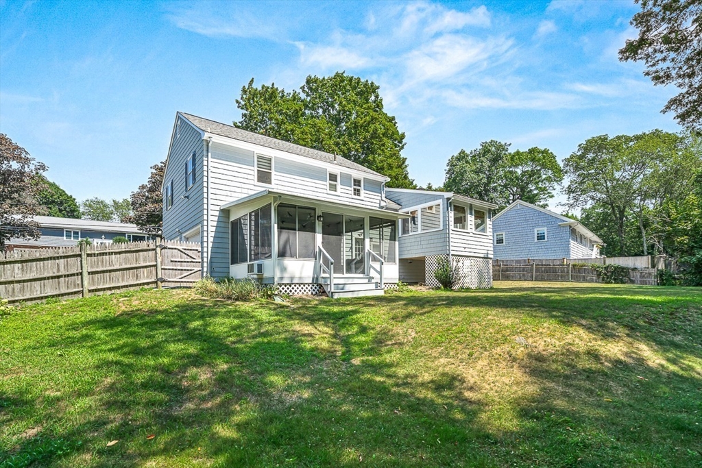 17 Dennett Road