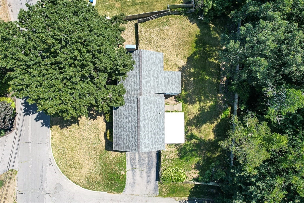 17 Dennett Road