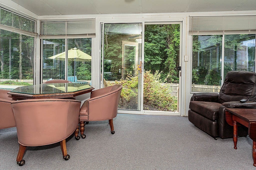 17 Dennett Road