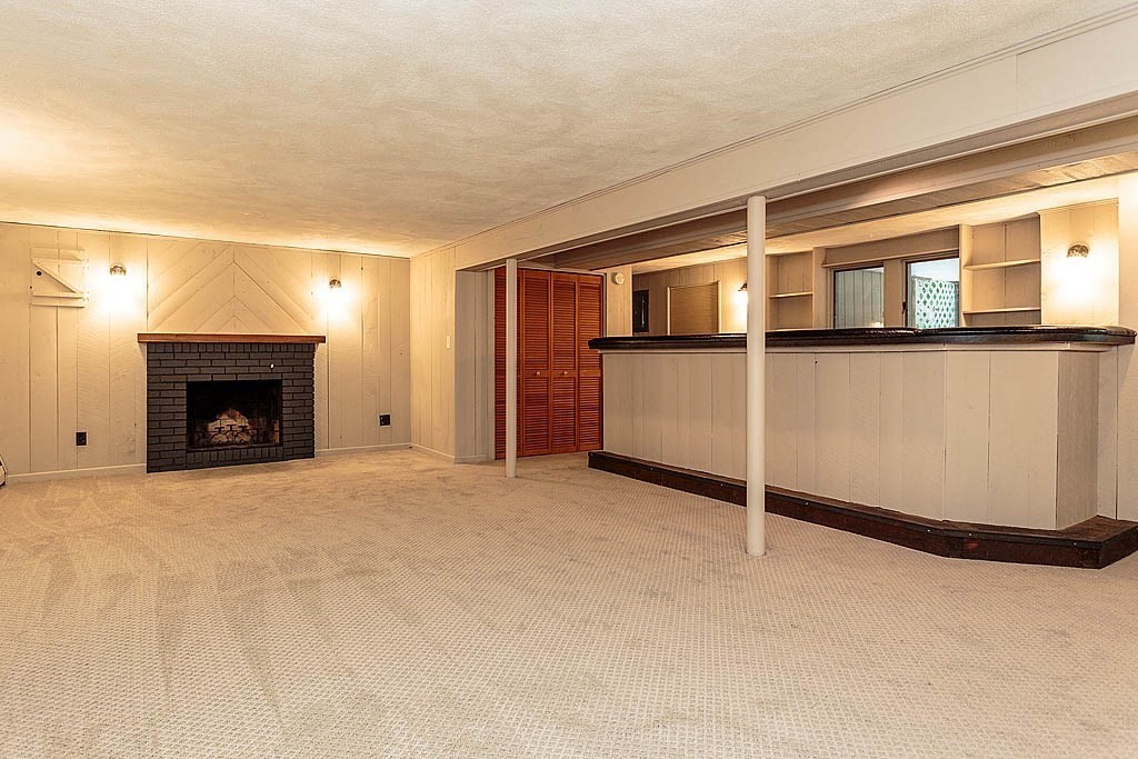 17 Dennett Road